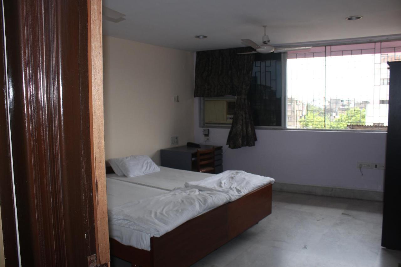 Service Apartments, Park Street, Calcutta Exterior foto