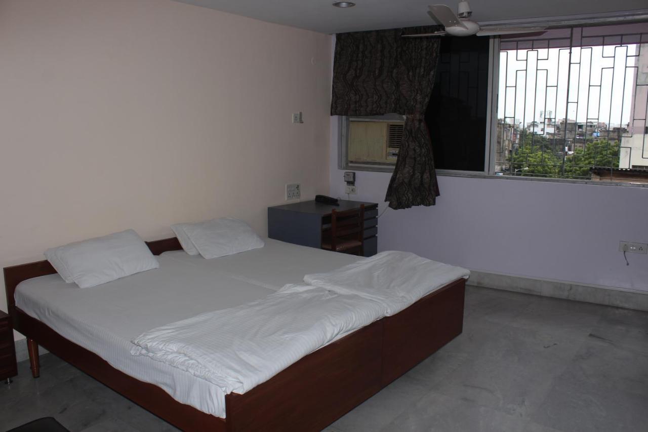 Service Apartments, Park Street, Calcutta Exterior foto